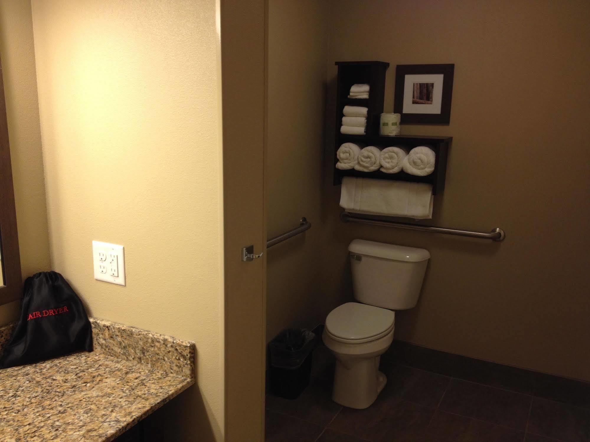 Grandstay Hotel & Suites - Glenwood エクステリア 写真